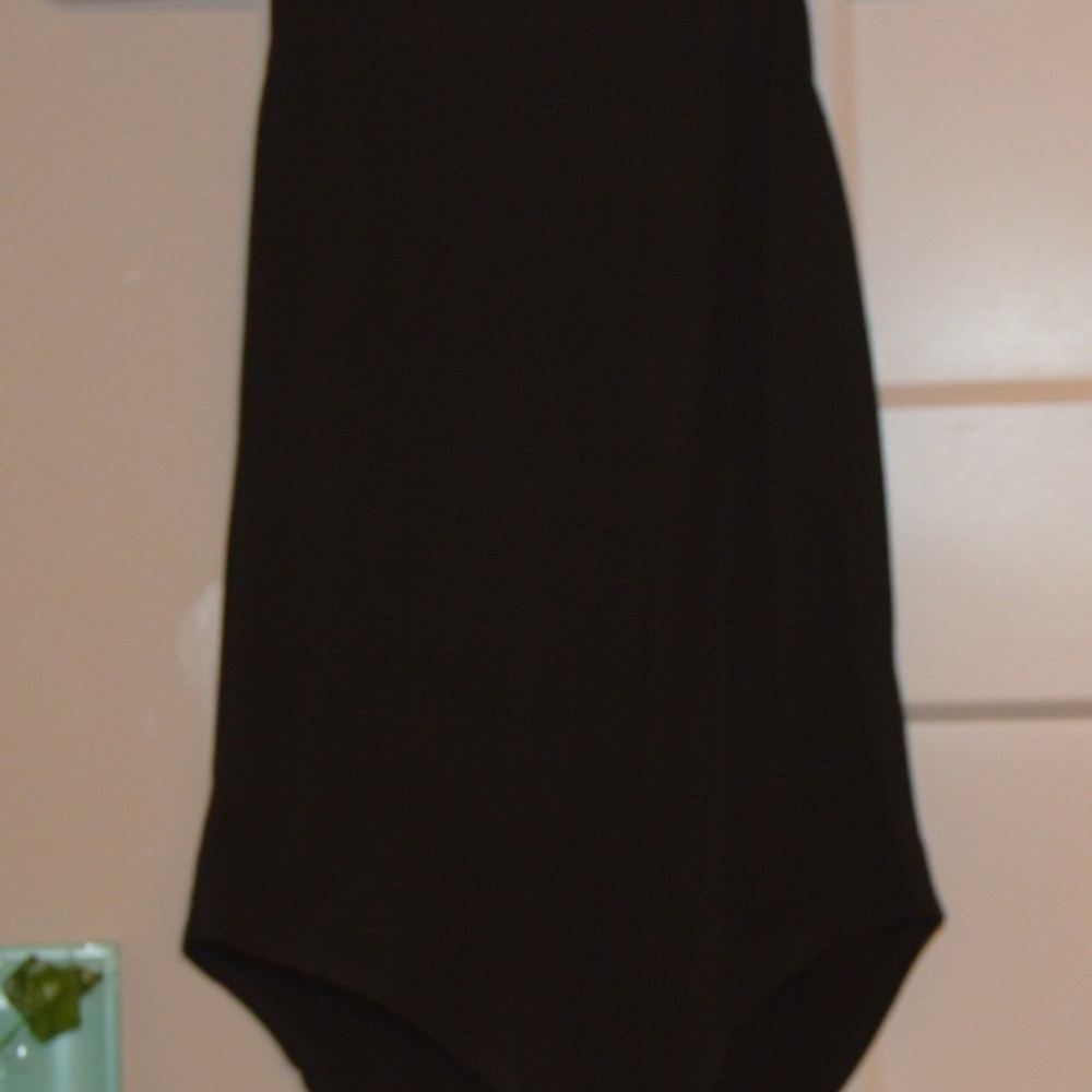 Elegant Black Sleeveless Dress